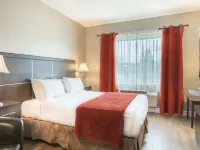 Hotel Ambassadeur et Suites Hotels near Maizerets