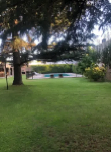 貝薩雷斯松林旅館