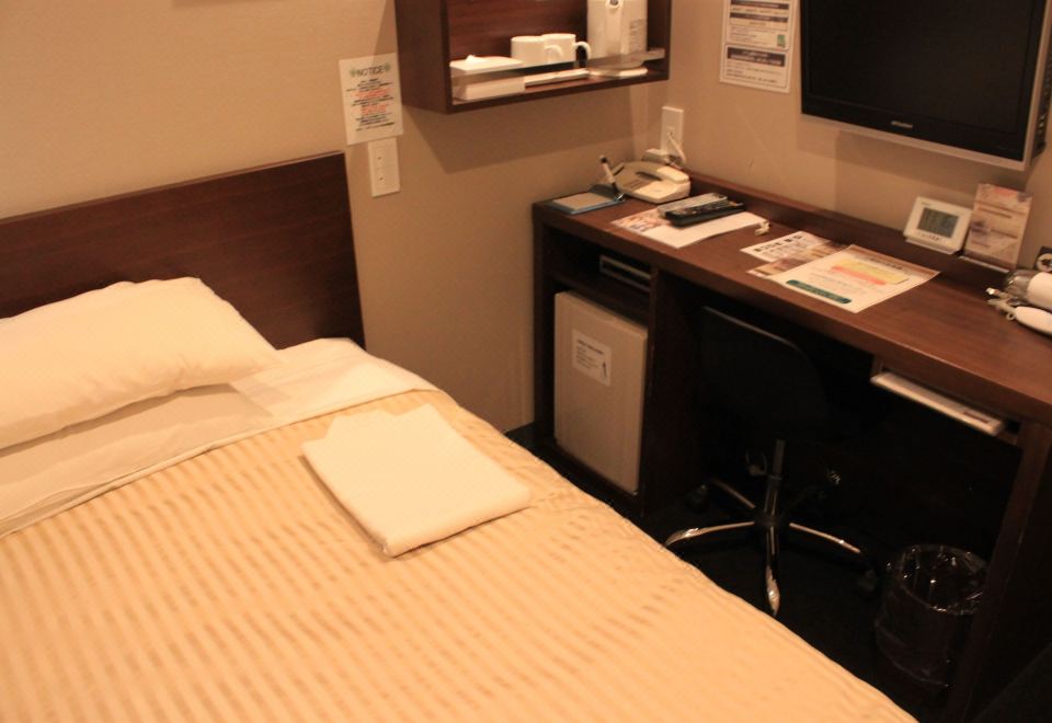 2. 호텔 크라운 힐..