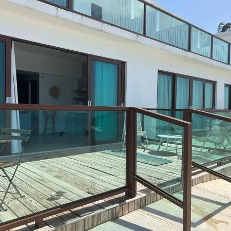 Corcega Beachfront Suites
