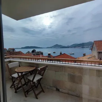 Villa Lustro