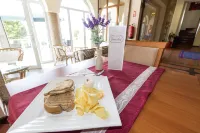Hotel Eurosol Gouveia - breakfast