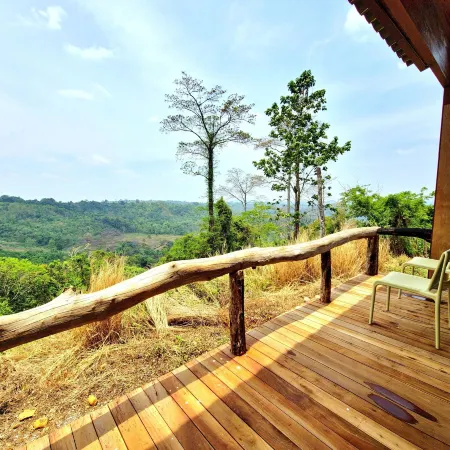 PIDA Coffee Farm Lodge Mondulkiri