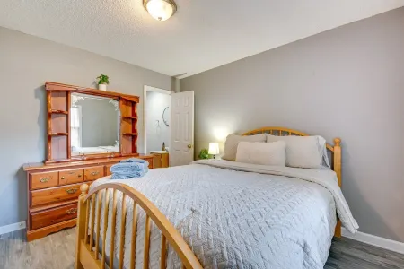 Relaxing Cedartown Hideaway