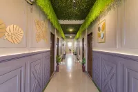 Guesthouse Guntari Cikarang Hotels in Bekasi Regency