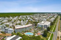 Exclusive Pool and Private Beach Access - Gorgeous Oasis Hotels in Rosemary Beach