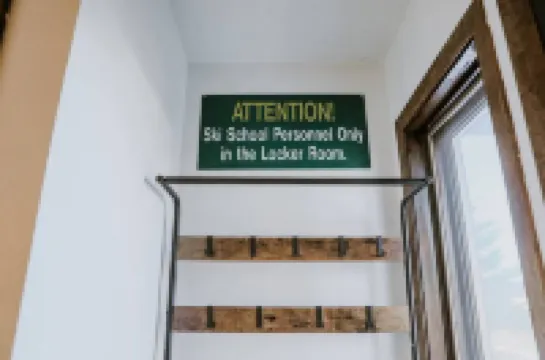 Stylish Fraser Condo - walk to shuttle & town!