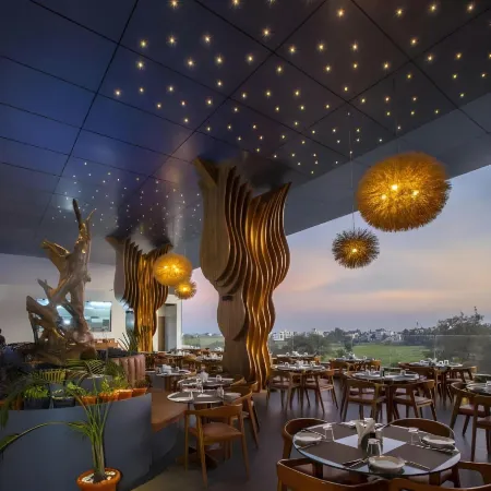 Sapphire Premium Hotel & Suite
