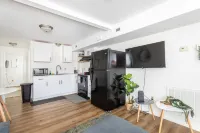 Cozy Retreat - Wifi, Kitchen, Brewery, Trails, Resort