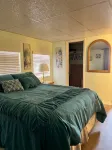 Dream Haven in Country Roads 55+ Park Hotel a Yuma