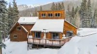 Private Hot Tub and Outdoor Dining Deck - Charming Mountain Retreat Hotels in Alma