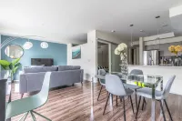 Rooftop Deck and Fitness Center - Luxurious Sophisticated Retreat