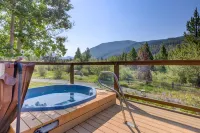 Cozy Fireplace and Mountain Views - Inviting Keystone Retreat