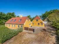 "Quirina" - 6km from the sea Hotels near Willer Keramik