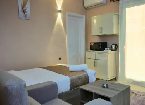 Roadhouse New Cairo Residence