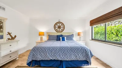 Juno Beach Seaside Escape I Steps from the Ocean!