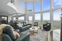 Rooftop Deck and Direct Beach Access - Enchanting Coastal Haven