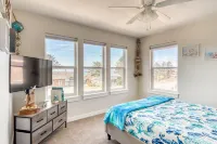 Luxury Amenities and Exciting Arcade Fun - Stunning Coastal Haven