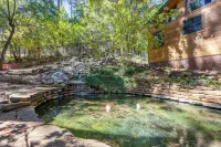 Gorgeous Mountain Views and Cozy Fireplace - Charming Sierra Retreat Hotel di Ruidoso
