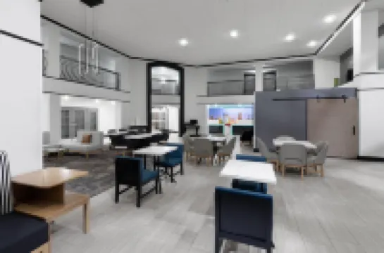 La Quinta Inn & Suites by Wyndham Houston Bush IAH South Hoteles en Houston