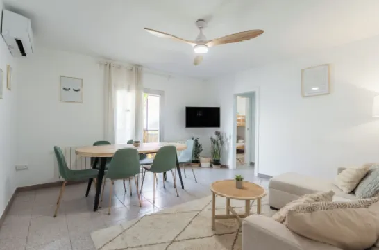 Feel Welcome Barcelona 10 Hotels near Cornellà