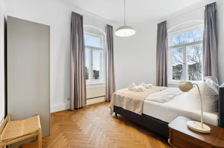 Limehome Dresden Antonstraße Отели рядом с достопримечательностью «Опера Земпера»