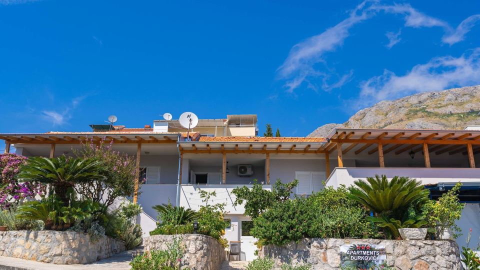 Apartments Djurkovic