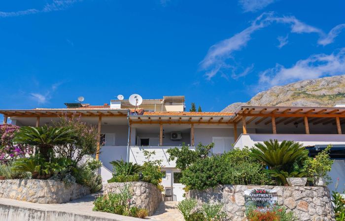 Apartments Djurkovic