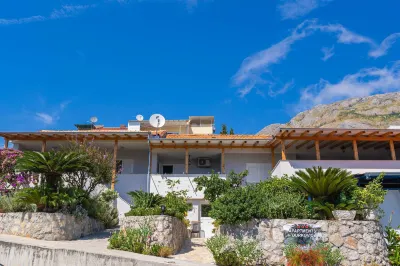 Apartments Djurkovic