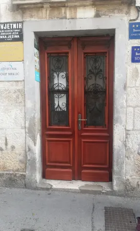 Tifani Luxury Rooms Отели рядом с достопримечательностью «Old Split»