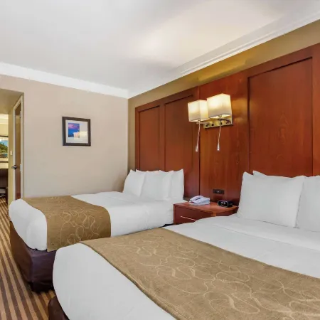 Comfort Suites Visalia - Convention Center