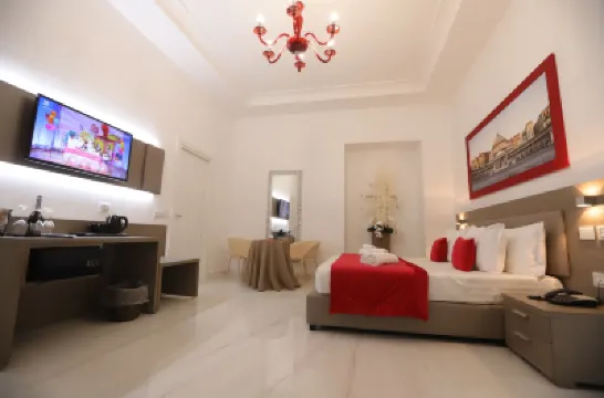 Mecla Suites Hotels near Via Chiaia
