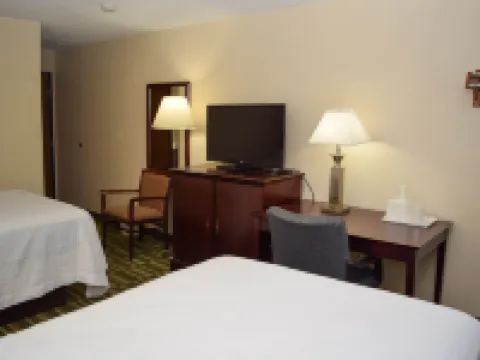 Corning Inn Hotels in Gang Mills