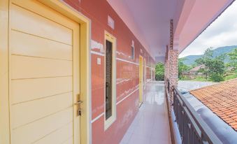 RedDoorz Syariah @ Tambak Mekar Street Subang