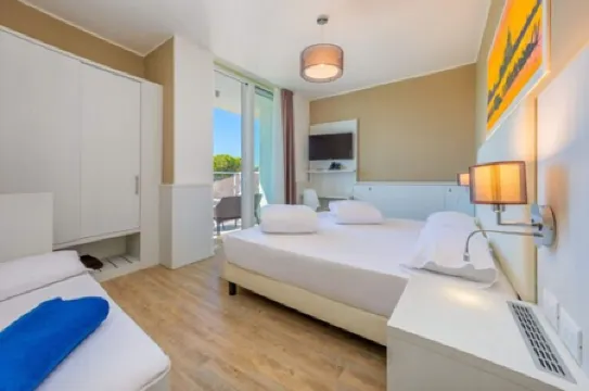 Marina Palace Hotel 4 Stelle S