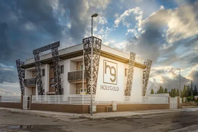 Holygold Suite Hotels near Castel del Monte