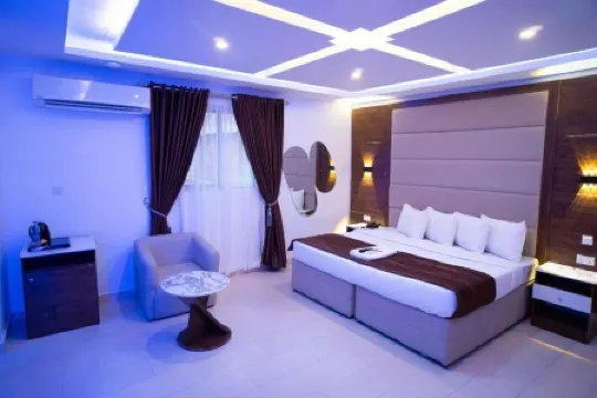 Presken Hotels Water Cooperation, Victoria Island