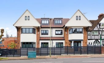 Serviced Studio Flat Near Camden Euston Station