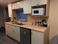 2-Bed Caravan - Sleeps 6 - Parking & Veranda