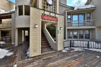 Skiers! Fox Hollow 2br/2ba Condo. Across From Pico, Minutes To Killington 2 Bedroom Condo Hotels in Mendon