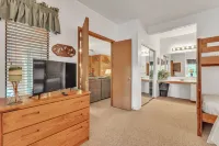 7 Springs Ski & Mountain Adventure Condo Condo