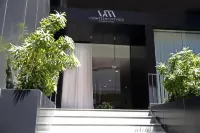 1866 Court & Suites Hotel Hotels in Бейрут