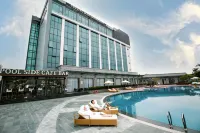 Song Lam Waterfornt Hotel - Pools