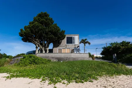 Pine House in Ginoza Отели в г. Гинодза