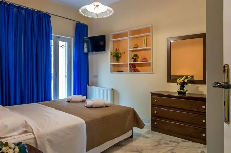 Chania Poolside Resort - Panoramic Seaview Lodging Отели в г. Polemarchi