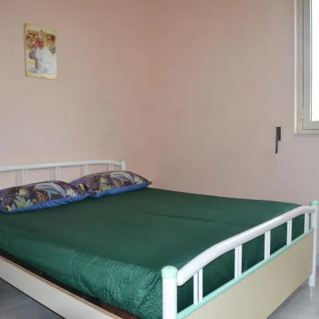 Central Holiday Home with Terrace and Garden; Parking Available
