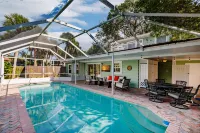 Siesta Key Island Rentals - Pools