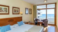 Bluesea Gran Cervantes Hotels near José Antonio