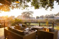 Flatdogs Camp Hotels in Mambwe