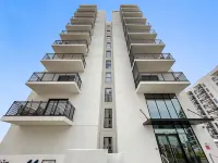 Silkhaus Waters Edge Tower - Yas Island Hotel a